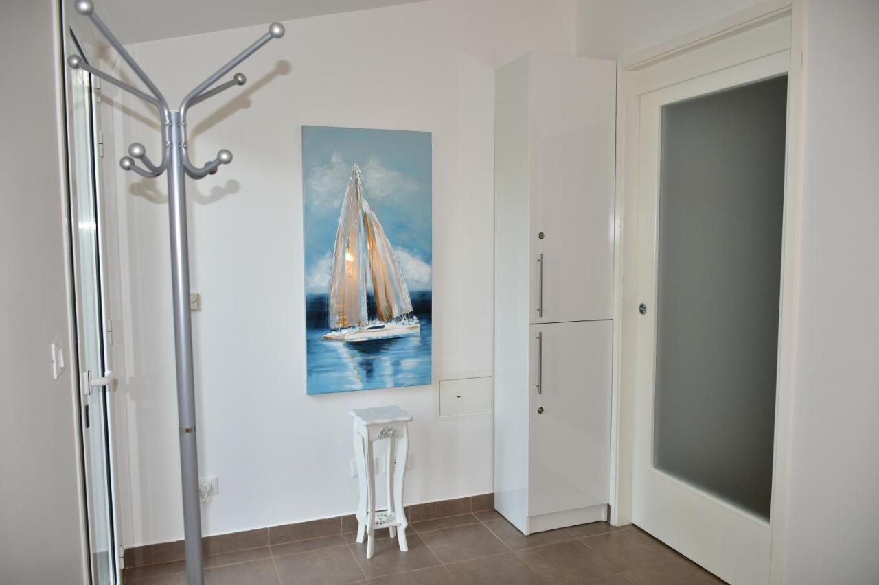Holiday Home M&M Novigrad  ภายนอก รูปภาพ