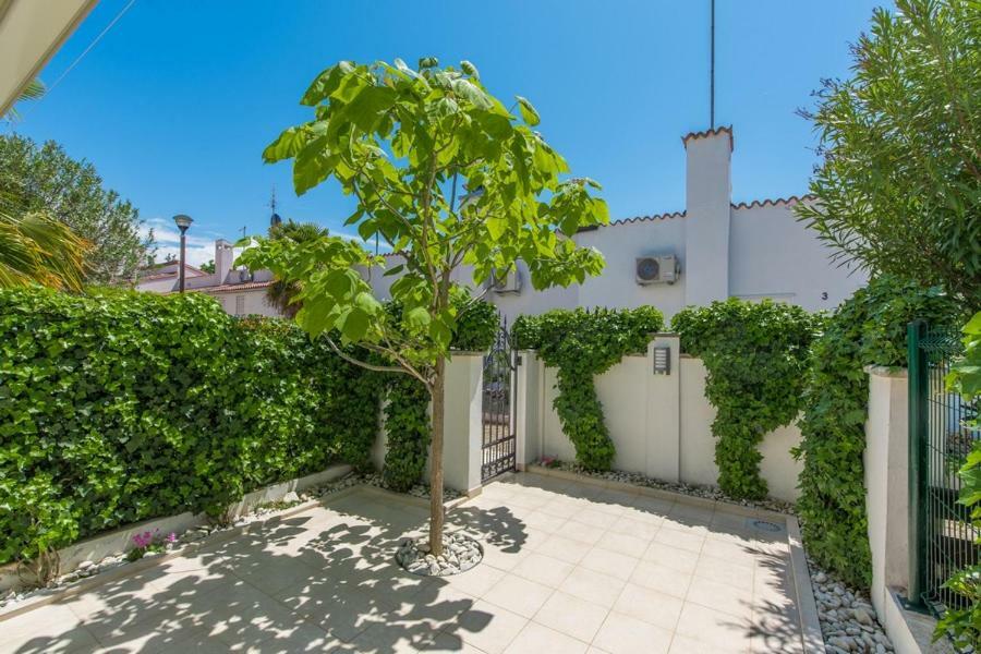 Holiday Home M&M Novigrad  ภายนอก รูปภาพ